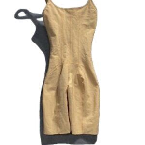 Leonisa Beige Firm Control shaper. Sculpting Body and Thigh Shaper . Size M